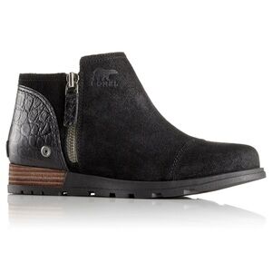 Sorel Major Low Chelsea Boot women’s size 9 Black Leather Flat Side Zip